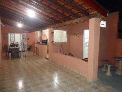 Casa para Venda, em Itirapuã, bairro Residencial Nascimento, 3 dormitórios, 2 banheiros